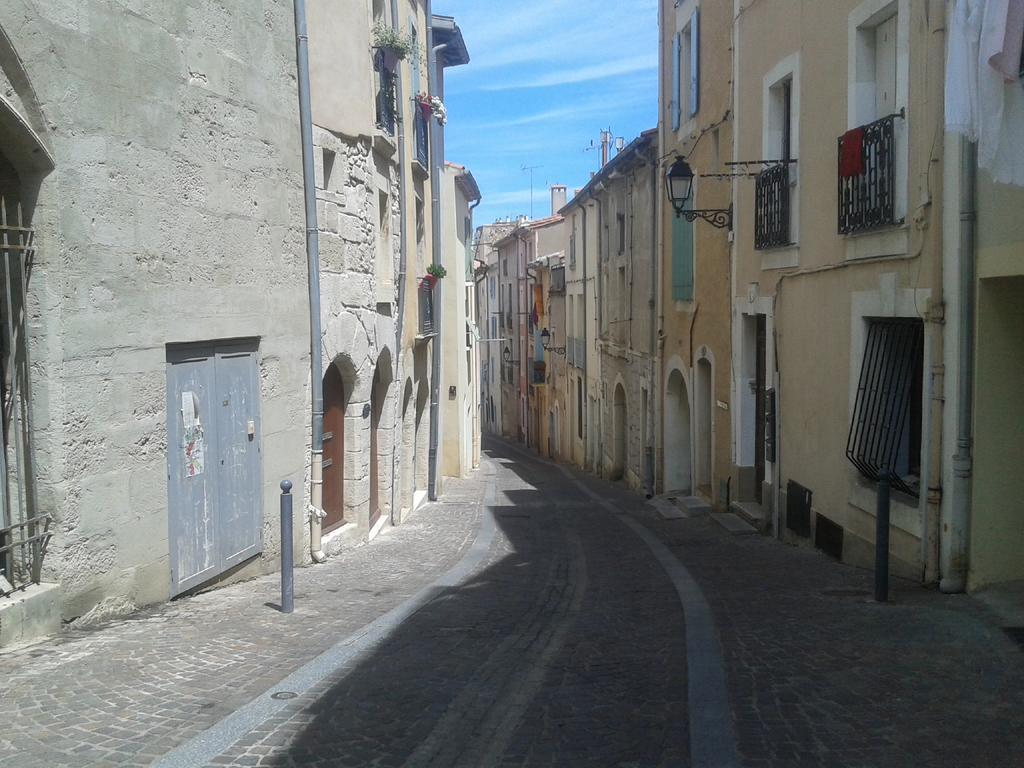 Venez Rever Beziers Centre Et Gare Il Y A Plus Cher Mais C Est Moins Bien Exterior foto